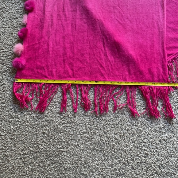 ✨Pink Pompom Scarf✨ - Picture 8 of 11